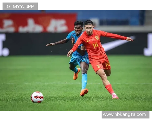 阿瓦伊与巴瓜拉尼的激烈对决展现足球魅力与战术智慧