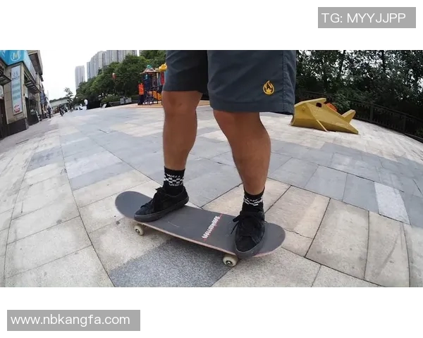 广州滑板队与成都滑板队赛后战术分析与复盘探讨